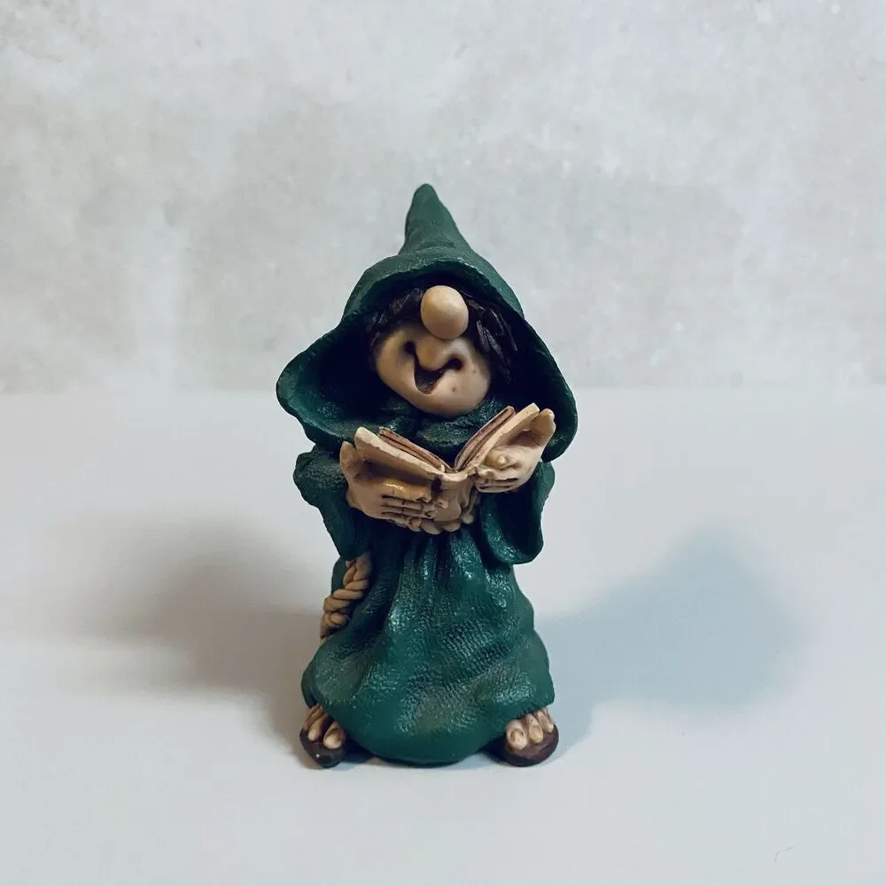 Friar Folk 1996 Maureen Green robe reading book approx 3